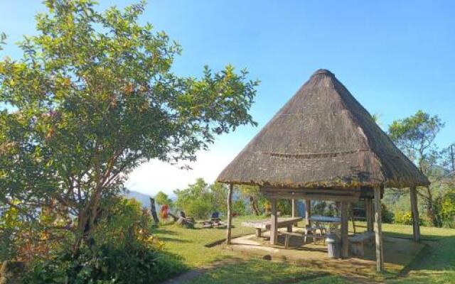 Hiwang Native House Inn & Viewdeck