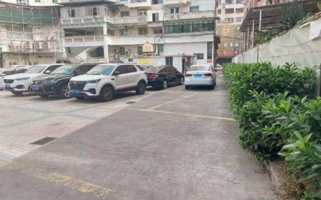 Hui Long Hotel
