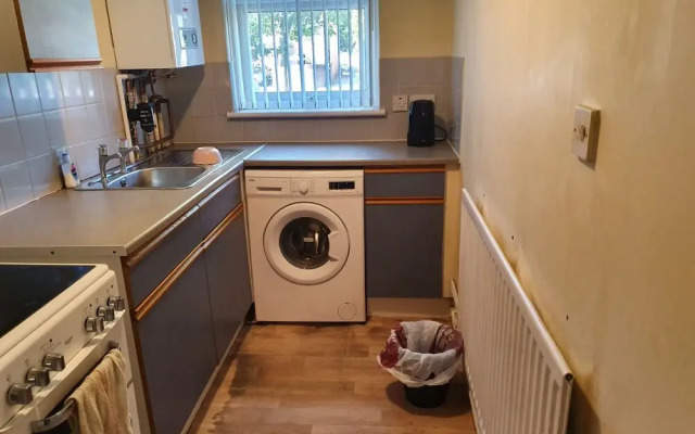 9 Vernon Close Serviced Holiday Home