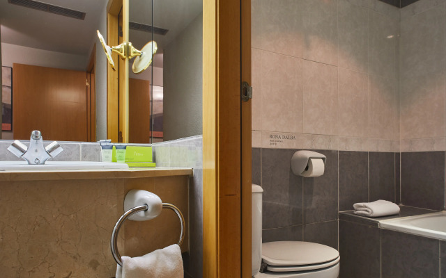Hotel Silken Rona Dalba