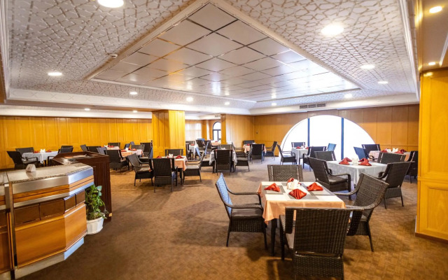 Hamdan Plaza Hotel