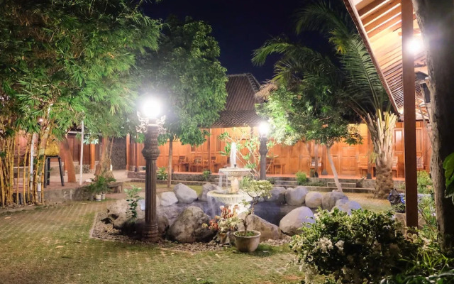 Pendhapa Art Space - Pas Limasan Homestay