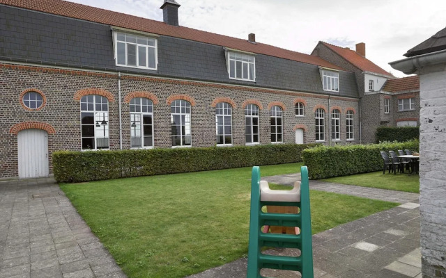 Oud Schooltje De Linde for Twenty Person