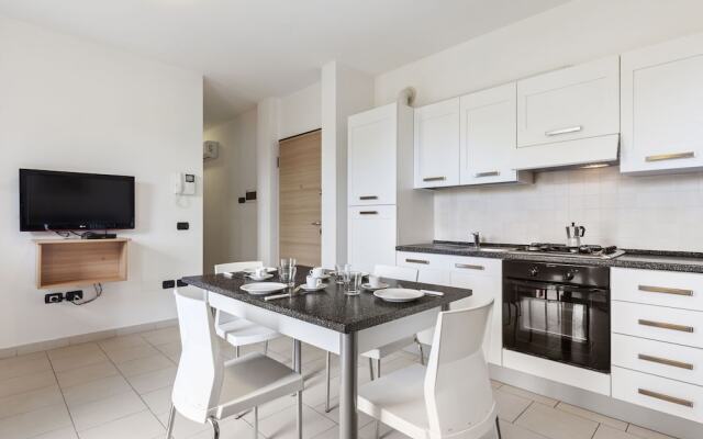 Spacious Apartment in Rosolina Mare near Beach