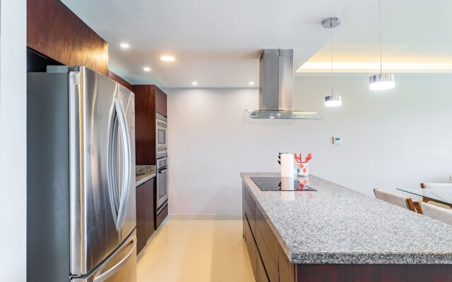 Casa Brisas 2 Bedroom Apts by RedAwning