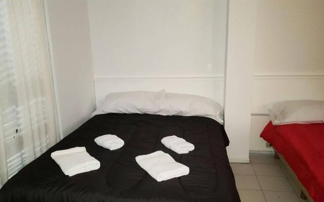 Cels Andins Apart