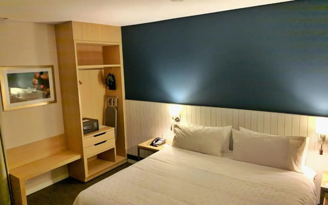 Holiday Inn Express Asuncion Aviadores by IHG