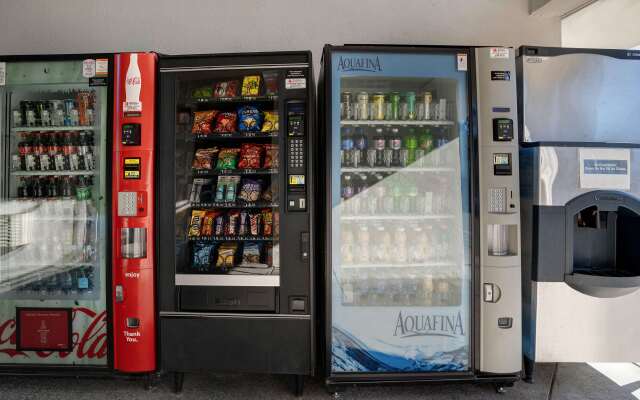 Motel 6 Arcata, CA - Cal Poly Humboldt