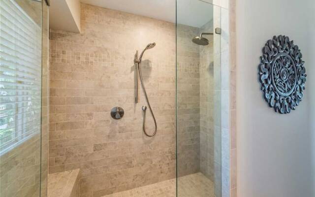 Barrington Park 706 - Two Bedroom Condo