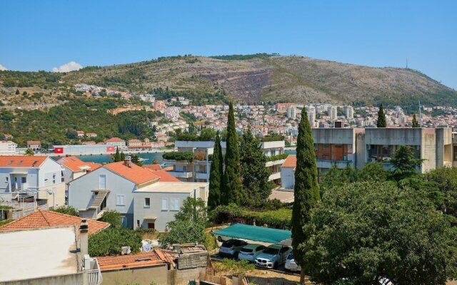 Dominium City Suites