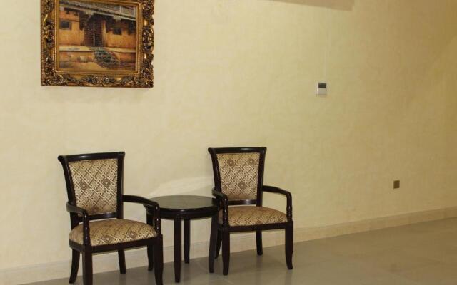Gulf Crown Hotel Apartment