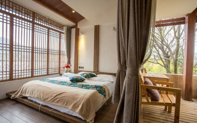 Yunzhong Baisha Lijiang Inn