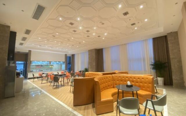 Vienna International Hotel (Jiujiang Pengze Kangyang Branch)