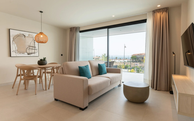 Amarilla Golf Residences