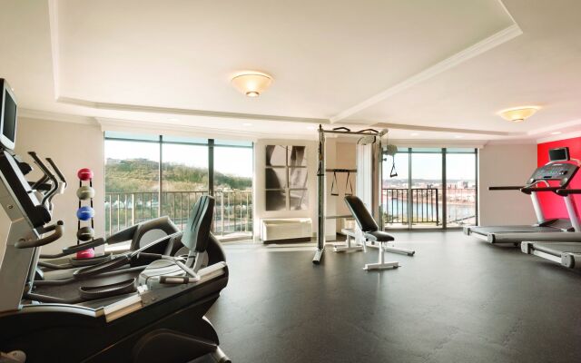 Radisson Hotel Cincinnati Riverfront