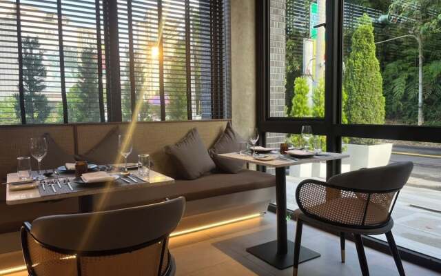Hotel Beore