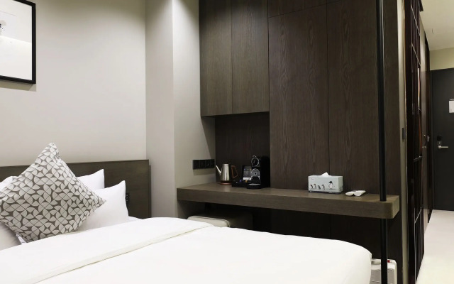 Bundang (Seohyeon) Business Hotel Kind-KYND