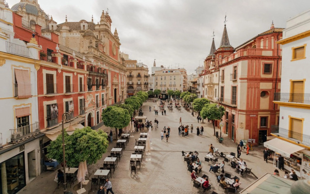 One&Lux El Salvador - Central Studio with a Stunning View