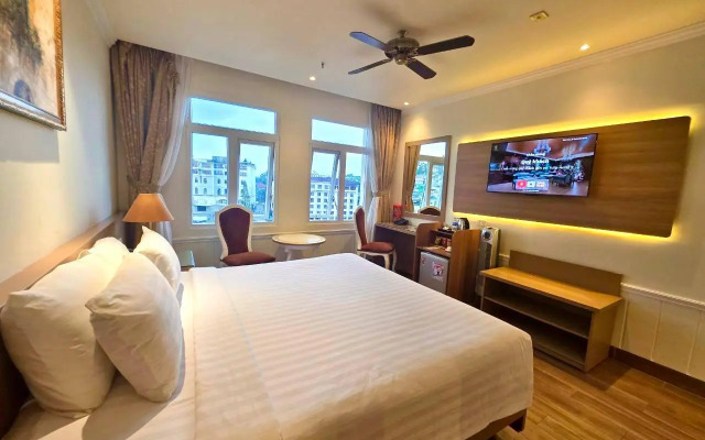Tulip Hotel 2
