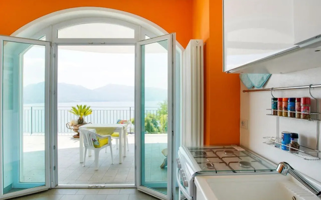 Heavenly Holiday Home in Cannero With Roof Terrace