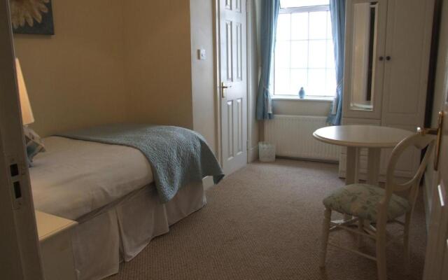 Oaklodge B&B
