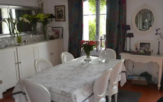 Un Relais En Provence