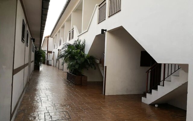 Alpine LXPD Water Chalet