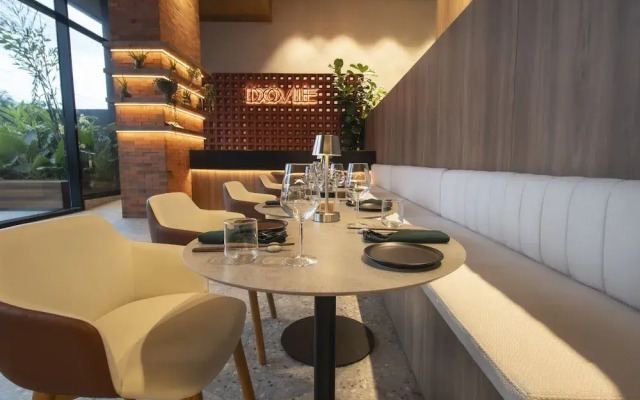 Spacious 1BR by Coco del Mar