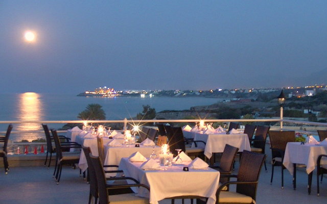 Denizkizi & Denizkizi Royal Hotel