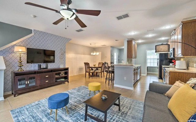 15 Mi to Disney: Kissimmee Townhome w/ Patio
