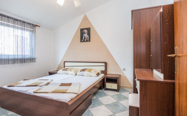 Seaview Apartment Varga 2