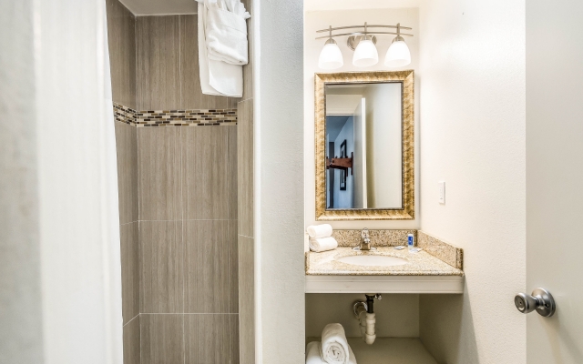 Quality Inn & Suites Northampton - Amherst