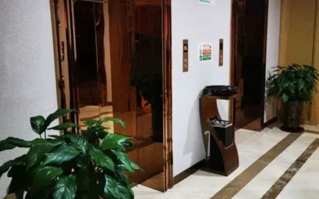 Vienna International Hotel (Bengbu City Gate)