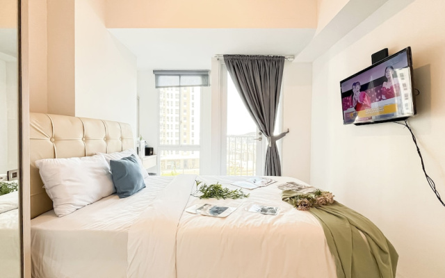 Small Minimalist Studio Apartment At Tokyo Riverside Pik 2 – Guest Rooms – Jakarta