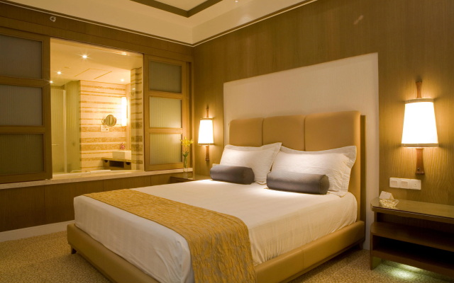 Crowne Plaza Hotel New Delhi Okhla by IHG