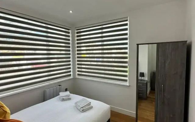 Charming 2Bedroom Apartments on Stoke Rd