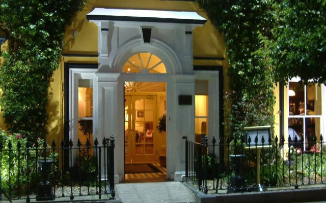 Listowel Arms Hotel