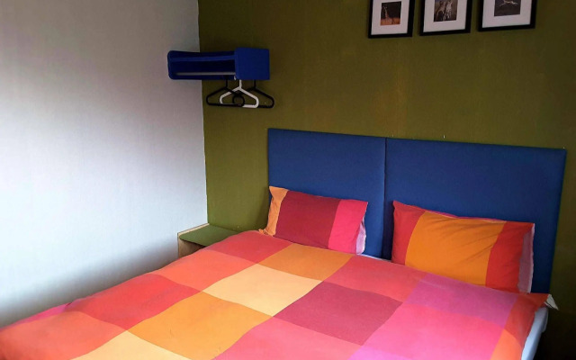 86 Guest House