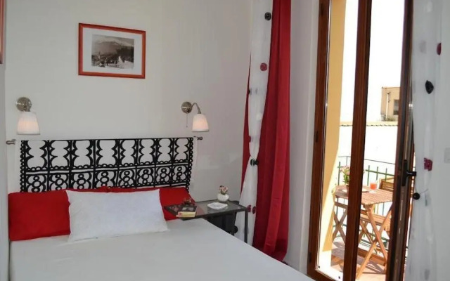 B&B Tauromenion