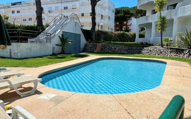 Vilamoura Cosy 4 With Pool by Homing