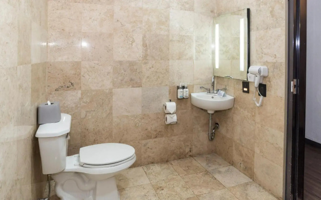 Holiday Inn Express Mexico Santa Fe by IHG