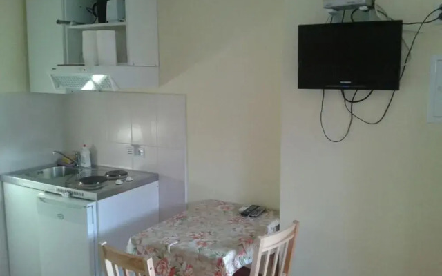 Anna Guesthouse