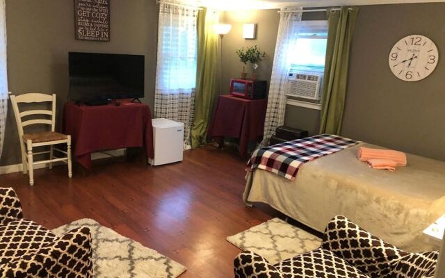 Rolling Hills Motel