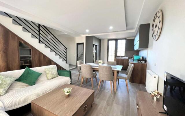 Seaview Villa with Roof-Top
