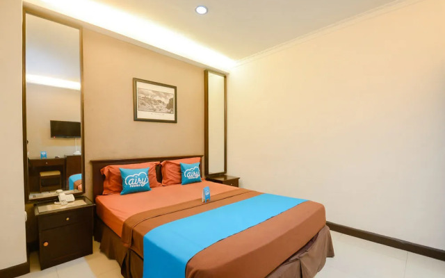 Rehat at Hotel 10 Buah Batu