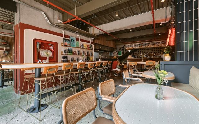 The Somos Beats Hotel & Rooftop