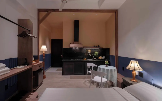 The Lamp Boutique House