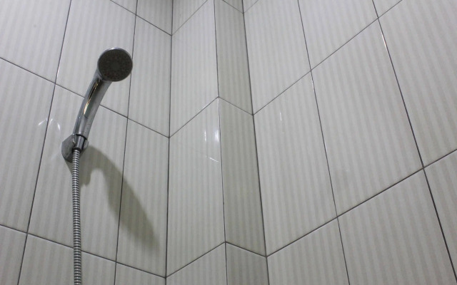 ZEN Rooms Kuningan Anggrek
