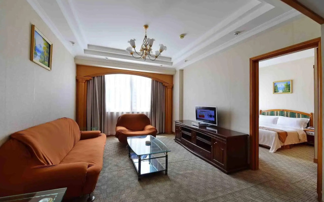 The Overseas Chinese Building Hotel