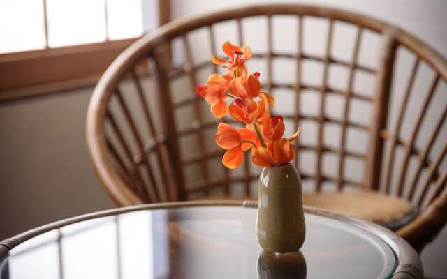 Yufuin Ryokan Okaeri